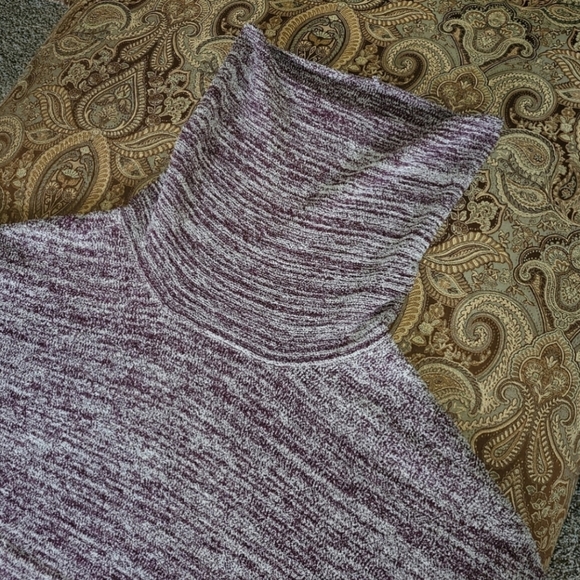 EUC Barefoot Dreams Cozychic Funnel Neck Pullover Red Wine Marled Oversized OS - Picture 9 of 14